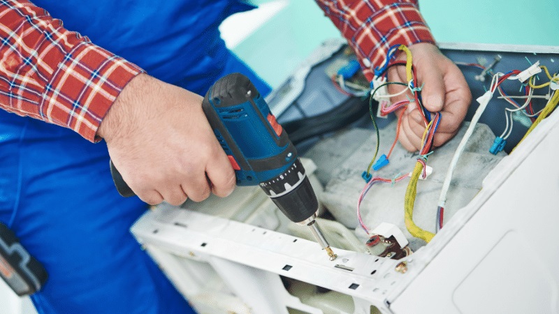 Sapanca Daylux Daylux çamaşır makinesi kart tamiri – Su almama arızası orijinal parça ile giderildi. - Teknik servis örneği